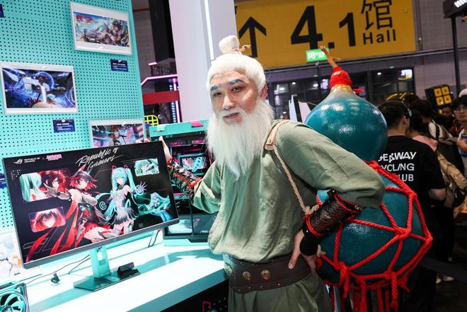 O姬x初音未来版电竞显示器双模新品闪耀登场开元棋牌试玩BW2025 ROG绝神 R(图5)